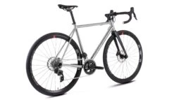 Holdsworth Helm SRAM Rival AXS Titanium Road Bike 9 Holdsworth Helm SRAM Rival AXS Titanium Road Bike -Planetx Shop CBHOHELMRIVAXS P3