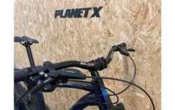 On-One Scandal SRAM SX Mountain Bike / Large / Blue Abyss 10 On-One Scandal SRAM SX Mountain Bike / Large / Blue Abyss -Planetx Shop DBCLSB453 P3