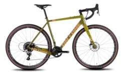 On-One Free Ranger SRAM Rival 1 Carbon Gravel Bike 17 On-One Free Ranger SRAM Rival 1 Carbon Gravel Bike -Planetx Shop OnOne FreeRanger Rival1 Green P1