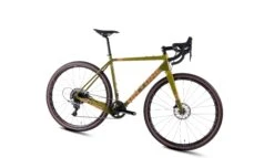 On-One Free Ranger SRAM Rival 1 Carbon Gravel Bike 18 On-One Free Ranger SRAM Rival 1 Carbon Gravel Bike -Planetx Shop OnOne FreeRanger Rival1 Green P2