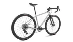Titus Goldrush SRAM Rival AXS XPLR Gravel Bike -Planetx Shop Titus Goldrush RivalAXS Silver P3