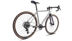 Titus Roadrunner SRAM Rival AXS XPLR All-Road Bike -Planetx Shop Titus Roadrunner RivalAXS Silver P3